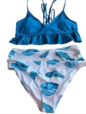Cupshe XXL Two Piece Bikini Set Blue And White Leaf Print Bottom Ruffle Accents